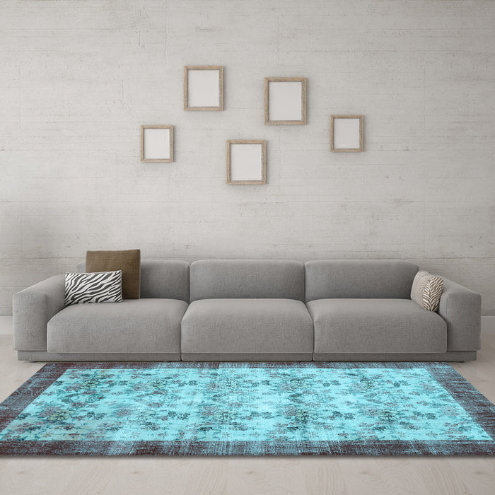 Machine Washable Persian Light Blue Traditional Rug in a Living Room, wshtr2466lblu