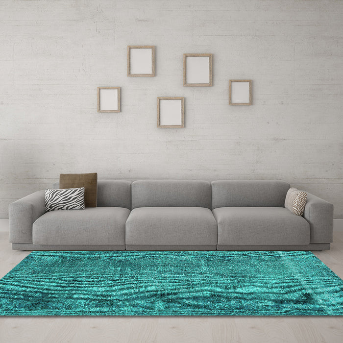 Machine Washable Persian Turquoise Traditional Area Rugs in a Living Room,, wshtr2469turq