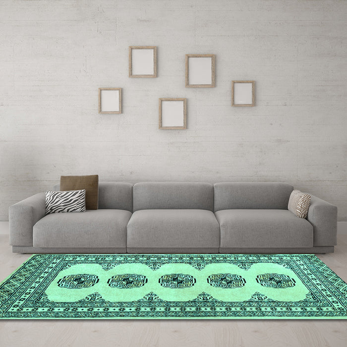 Machine Washable Persian Turquoise Traditional Area Rugs in a Living Room,, wshtr246turq