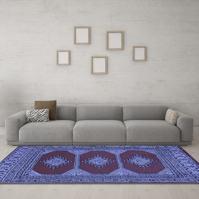 Machine Washable Persian Blue Traditional Rug in a Living Room, wshtr2474blu