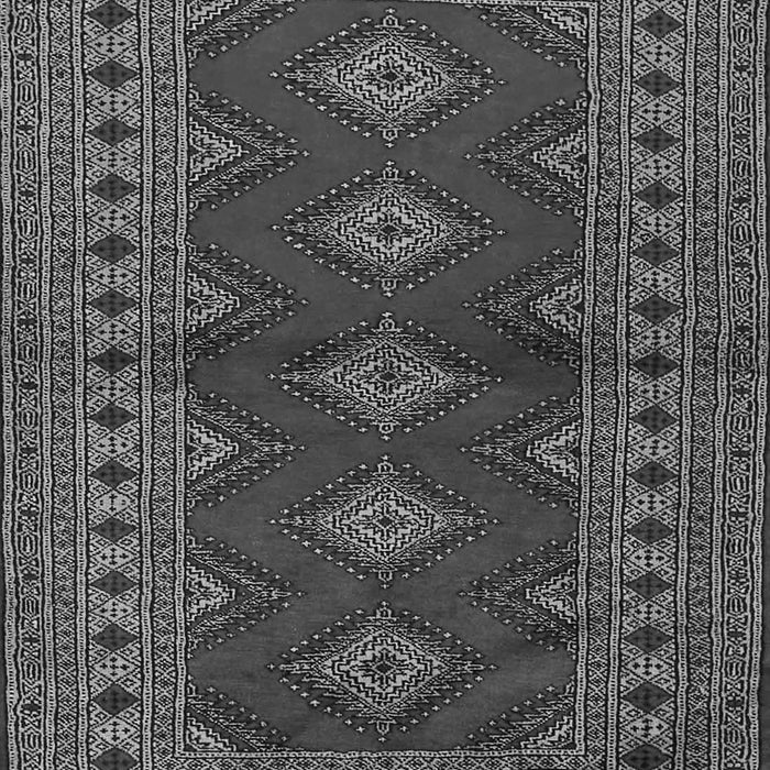 Serging Thickness of Machine Washable Persian Gray Traditional Rug, wshtr2476gry