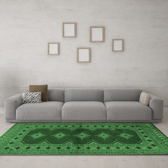 Machine Washable Persian Emerald Green Traditional Area Rugs in a Living Room,, wshtr2476emgrn