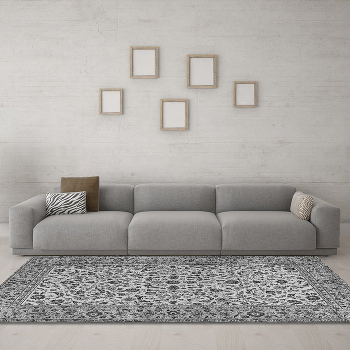 Machine Washable Persian Gray Traditional Rug in a Living Room,, wshtr2489gry