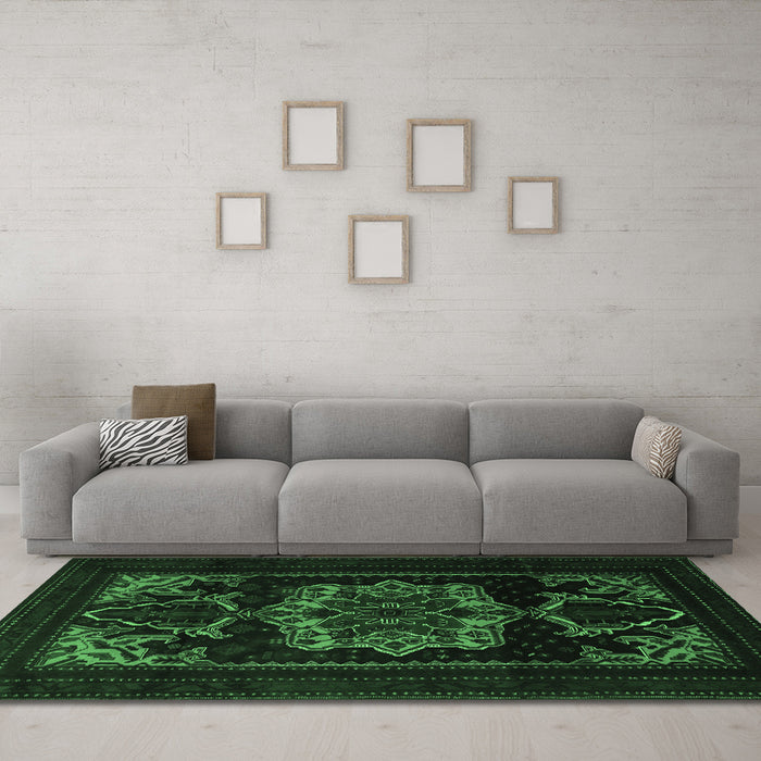 Machine Washable Persian Emerald Green Traditional Area Rugs in a Living Room,, wshtr2499emgrn