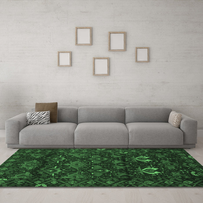 Machine Washable Persian Emerald Green Traditional Area Rugs in a Living Room,, wshtr2502emgrn