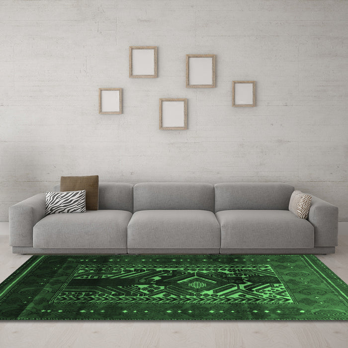 Machine Washable Persian Emerald Green Traditional Area Rugs in a Living Room,, wshtr2503emgrn