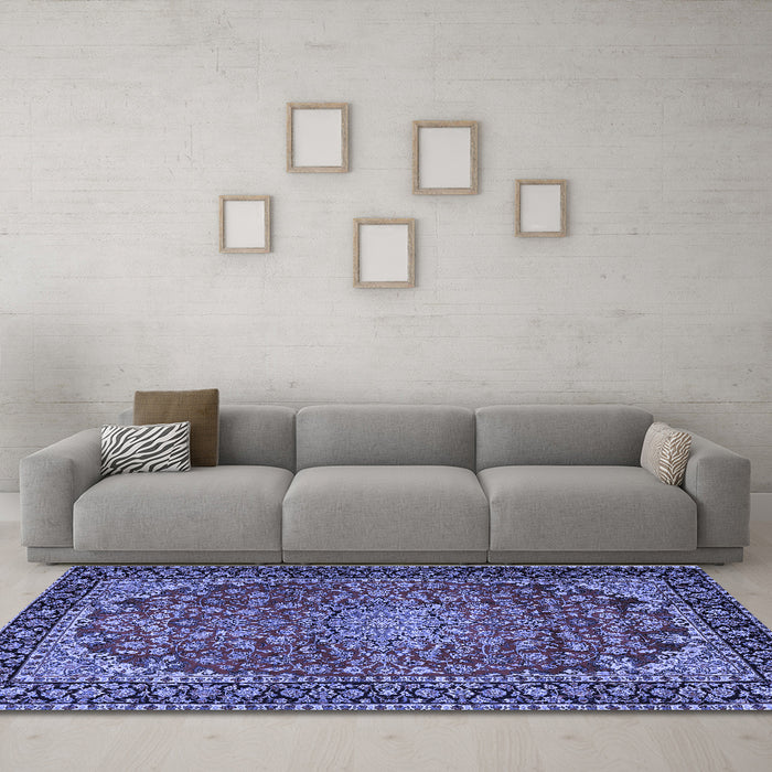 Machine Washable Persian Blue Traditional Rug in a Living Room, wshtr2504blu