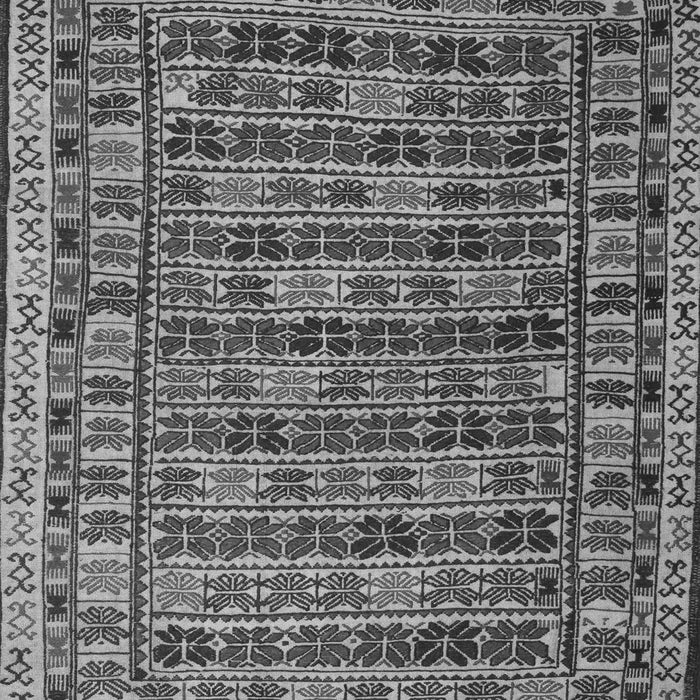 Serging Thickness of Machine Washable Persian Gray Traditional Rug, wshtr2510gry