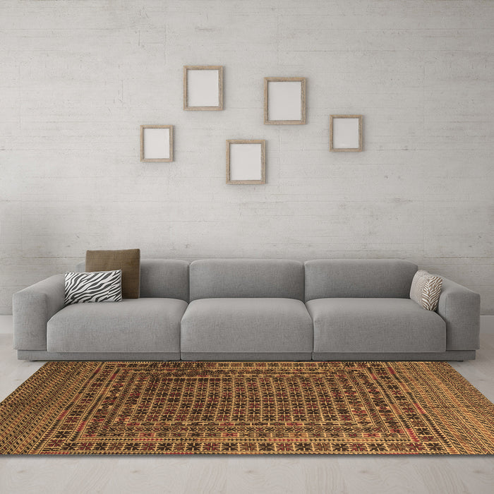 Machine Washable Persian Brown Traditional Rug in a Living Room,, wshtr2512brn