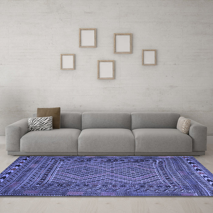 Machine Washable Persian Blue Traditional Rug in a Living Room, wshtr2513blu