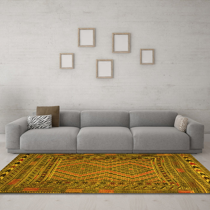 Machine Washable Persian Yellow Traditional Rug in a Living Room, wshtr2513yw