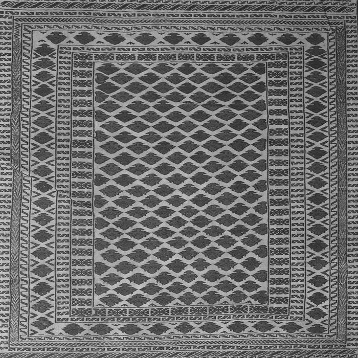 Serging Thickness of Southwestern Gray Country Rug, tr2514gry