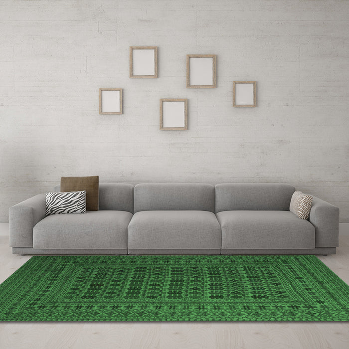 Machine Washable Southwestern Emerald Green Country Area Rugs in a Living Room,, wshtr2515emgrn