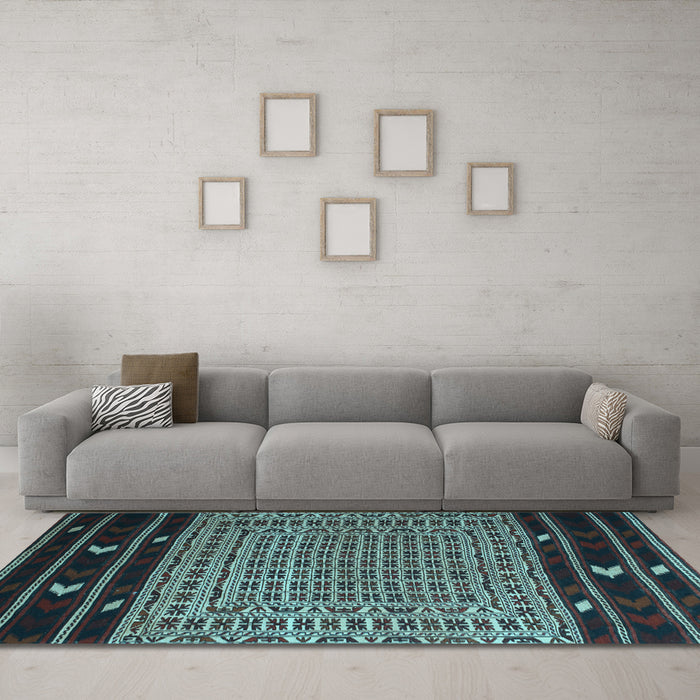 Machine Washable Southwestern Light Blue Country Rug in a Living Room, wshtr2518lblu