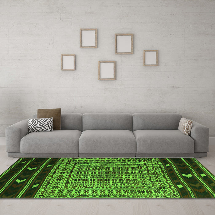 Machine Washable Southwestern Green Country Area Rugs in a Living Room,, wshtr2518grn