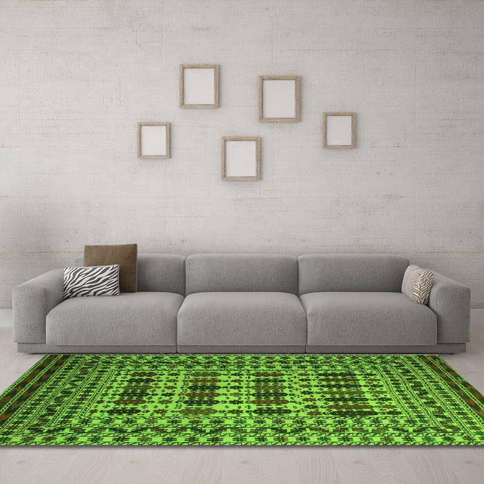 Machine Washable Southwestern Green Country Area Rugs in a Living Room,, wshtr2519grn