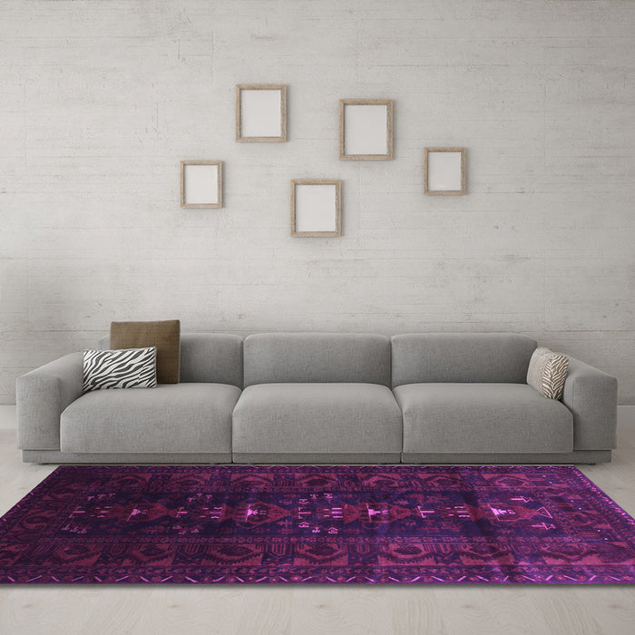 Machine Washable Persian Purple Traditional Area Rugs in a Living Room, wshtr2520pur