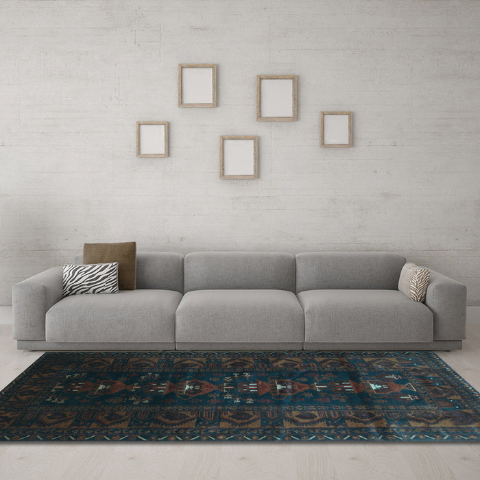Machine Washable Persian Light Blue Traditional Rug in a Living Room, wshtr2520lblu
