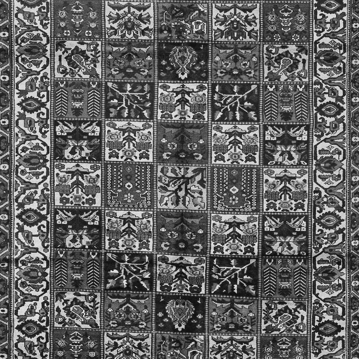 Serging Thickness of Machine Washable Persian Gray Traditional Rug, wshtr2523gry