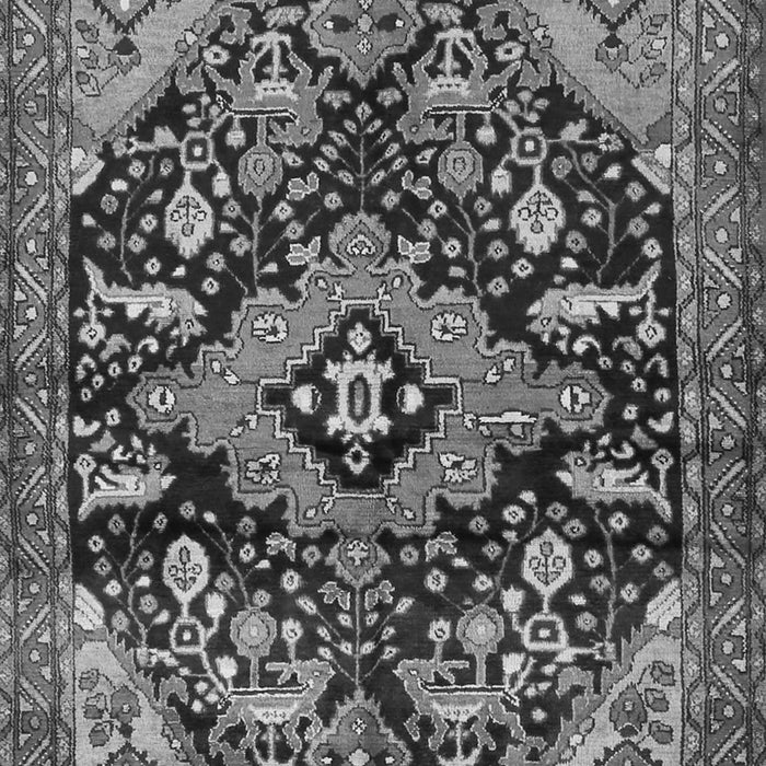 Serging Thickness of Machine Washable Persian Gray Traditional Rug, wshtr2524gry