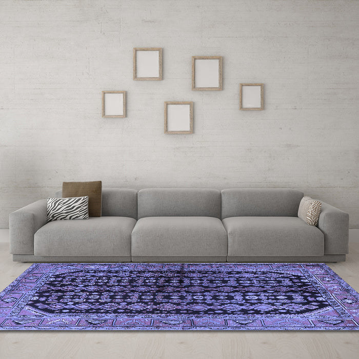 Machine Washable Persian Blue Traditional Rug in a Living Room, wshtr2528blu