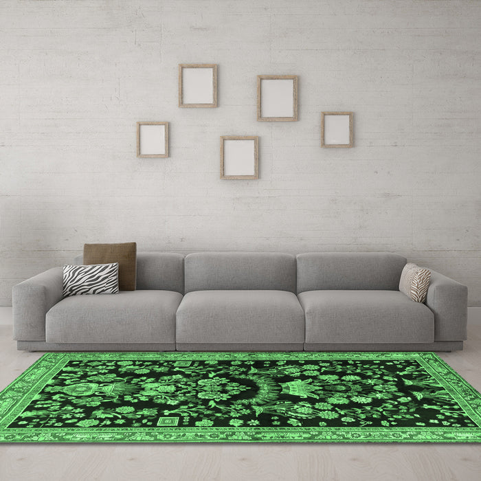 Machine Washable Animal Emerald Green Traditional Area Rugs in a Living Room,, wshtr2532emgrn