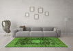 Machine Washable Medallion Green Traditional Area Rugs in a Living Room,, wshtr2533grn