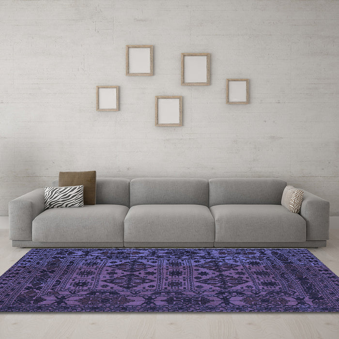 Machine Washable Persian Blue Traditional Rug in a Living Room, wshtr2542blu