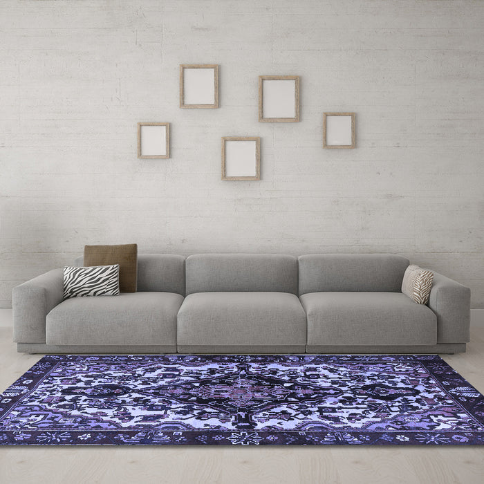 Machine Washable Persian Blue Traditional Rug in a Living Room, wshtr2550blu