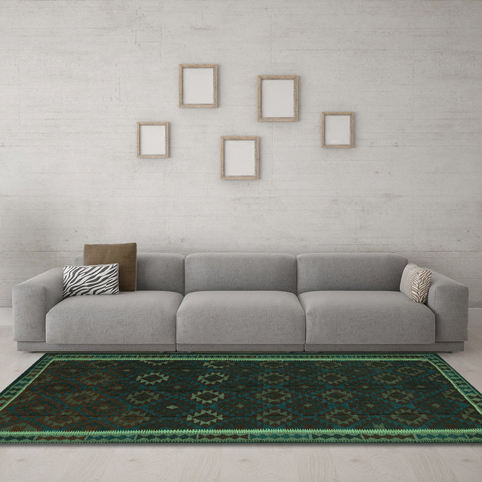 Machine Washable Persian Turquoise Traditional Area Rugs in a Living Room,, wshtr2551turq