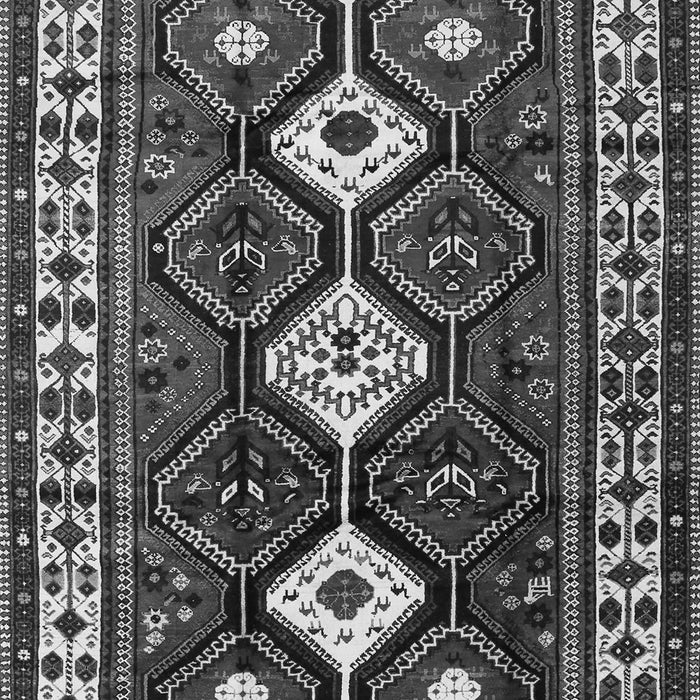 Serging Thickness of Machine Washable Persian Gray Traditional Rug, wshtr2555gry