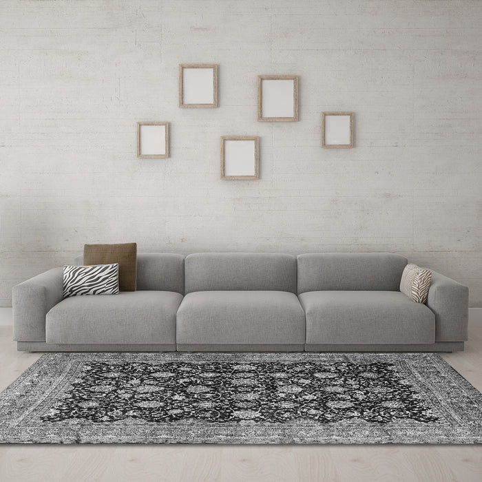 Machine Washable Persian Gray Traditional Rug in a Living Room,, wshtr2556gry