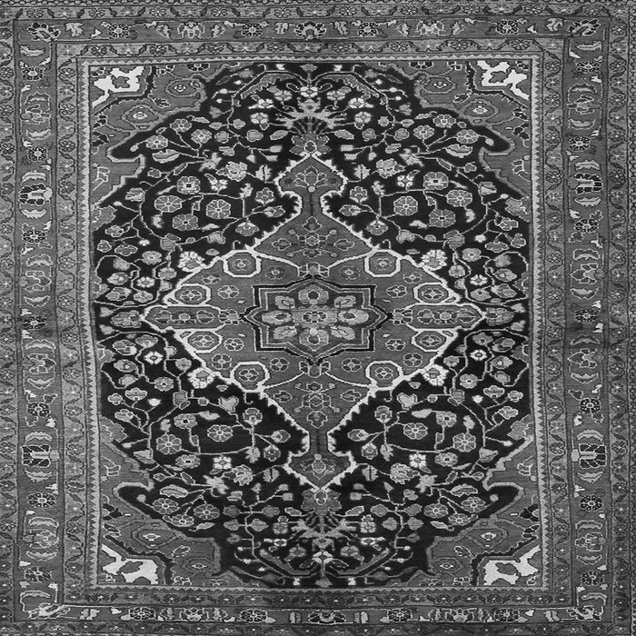 Serging Thickness of Medallion Gray Traditional Rug, tr2563gry