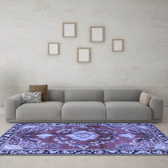Machine Washable Persian Blue Traditional Rug in a Living Room, wshtr2565blu