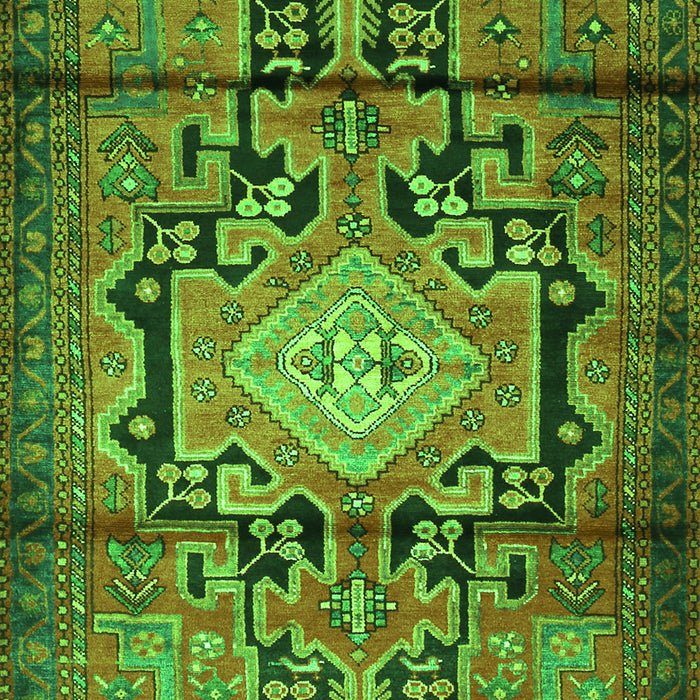 Serging Thickness of Machine Washable Persian Green Traditional Area Rugs, wshtr2568grn