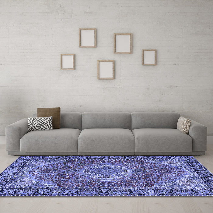 Machine Washable Medallion Blue Traditional Rug in a Living Room, wshtr2570blu