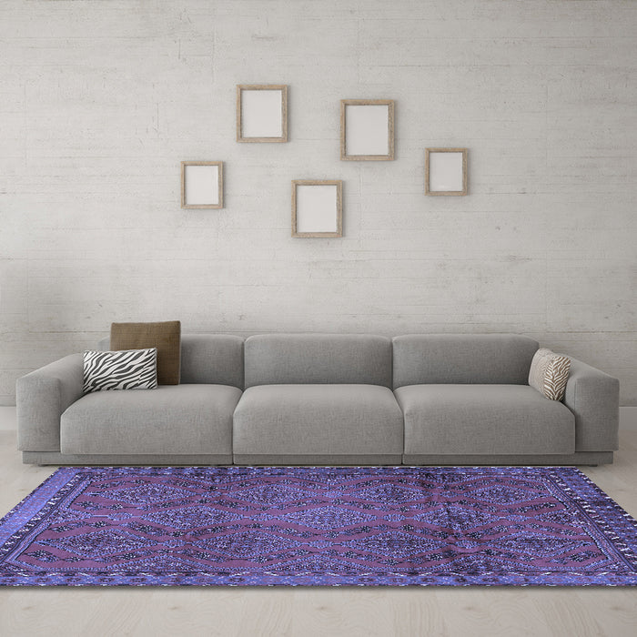 Machine Washable Persian Blue Traditional Rug in a Living Room, wshtr2571blu