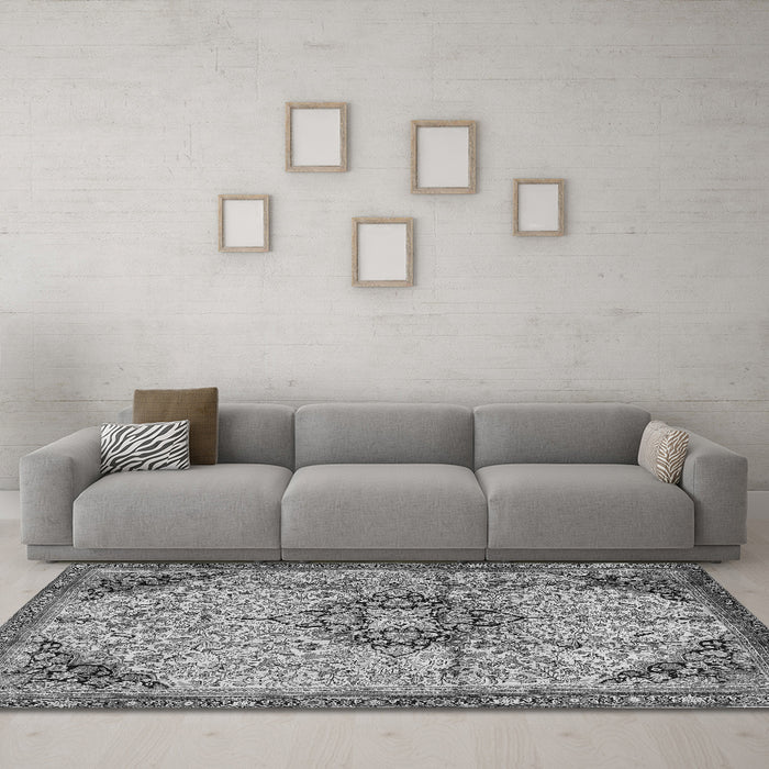 Machine Washable Medallion Gray Traditional Rug in a Living Room,, wshtr2574gry