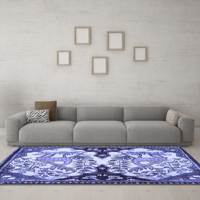 Machine Washable Persian Blue Traditional Rug in a Living Room, wshtr2579blu
