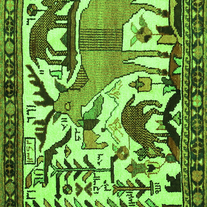 Serging Thickness of Machine Washable Animal Green Traditional Area Rugs, wshtr2580grn
