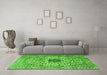 Machine Washable Persian Green Traditional Area Rugs in a Living Room,, wshtr2583grn