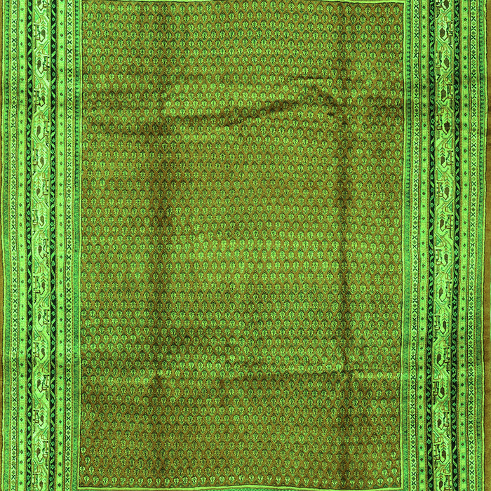 Serging Thickness of Machine Washable Persian Green Traditional Area Rugs, wshtr2584grn
