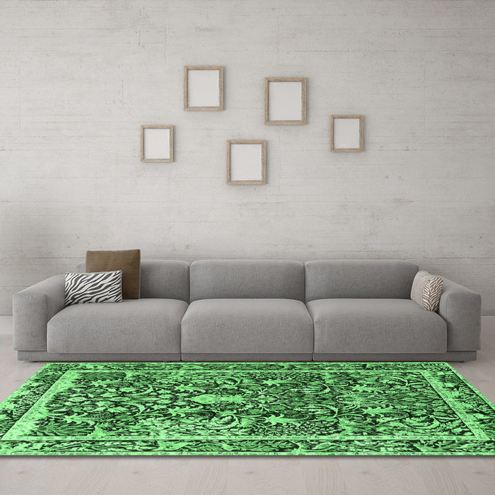 Machine Washable Animal Emerald Green Traditional Area Rugs in a Living Room,, wshtr2587emgrn
