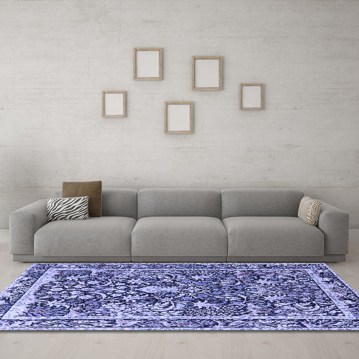 Machine Washable Animal Blue Traditional Rug in a Living Room, wshtr2587blu