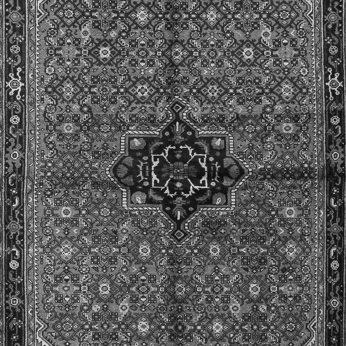 Serging Thickness of Machine Washable Persian Gray Traditional Rug, wshtr2588gry