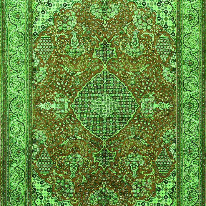 Serging Thickness of Machine Washable Medallion Green Traditional Area Rugs, wshtr258grn