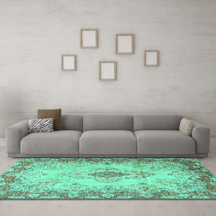 Machine Washable Persian Turquoise Traditional Area Rugs in a Living Room,, wshtr2590turq