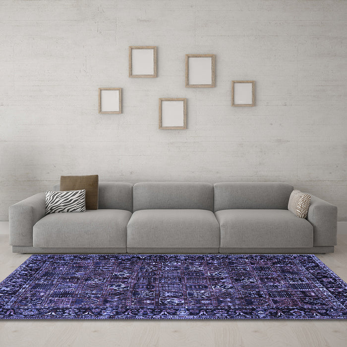 Machine Washable Persian Blue Traditional Rug in a Living Room, wshtr2591blu