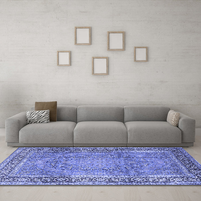 Machine Washable Persian Blue Traditional Rug in a Living Room, wshtr2593blu