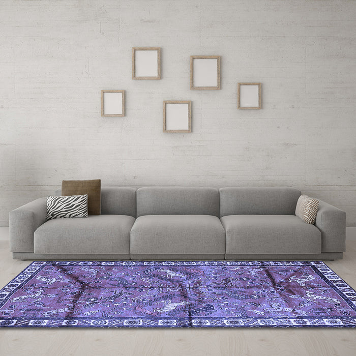 Machine Washable Animal Blue Traditional Rug in a Living Room, wshtr2595blu